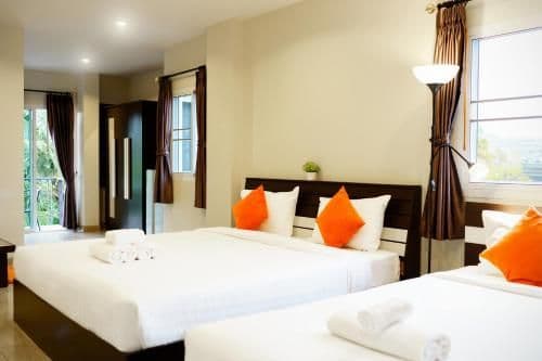 Deluxe Apartment