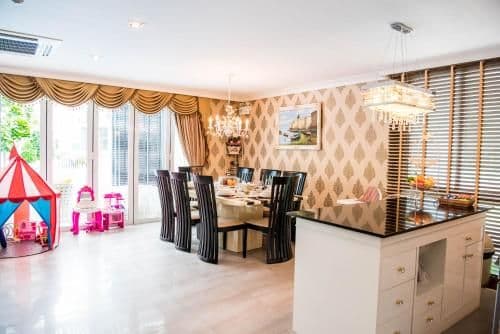 Duplex Apartment with Pool Access - E105