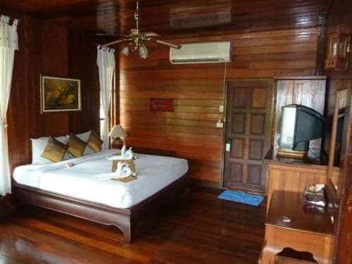Villa (2 Adults)