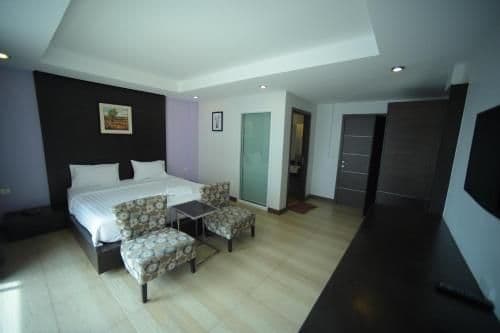 Deluxe Double or Twin Room with Balcony