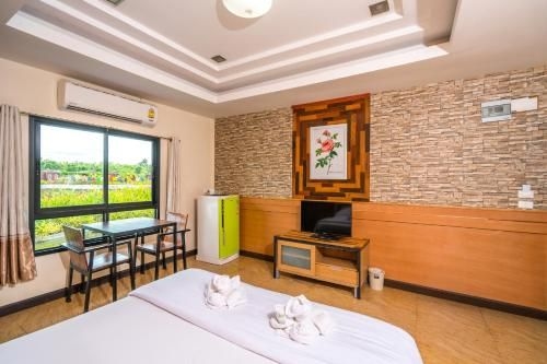 พริ้วลมชมน้ำ รีสอร์ท (Prew Lom Chom Nam Resort)3