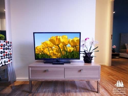 Apartment with Garden View