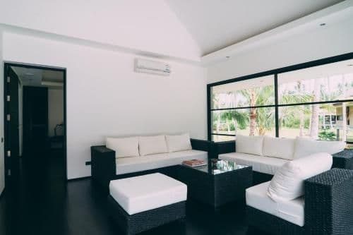 Villa with Sea View