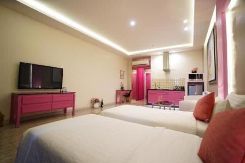 Apartment with Partial Sea View