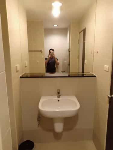 One plus Jed Yod 1 - The walnut's room One plus Jed Yod 1 - The walnut's room