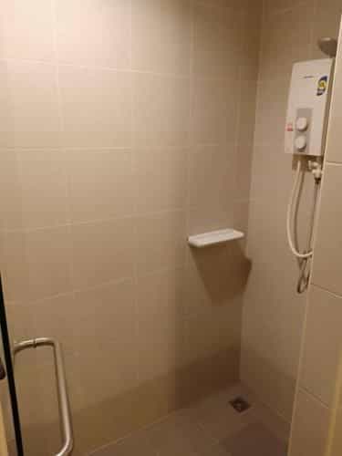 One plus Jed Yod 1 - The walnut's room One plus Jed Yod 1 - The walnut's room