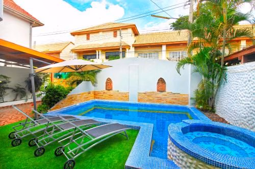 Grande Adam Private Pool Villa0