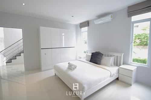 Hua Hin Five Bedroom Villa Hua Hin Five Bedroom Villa