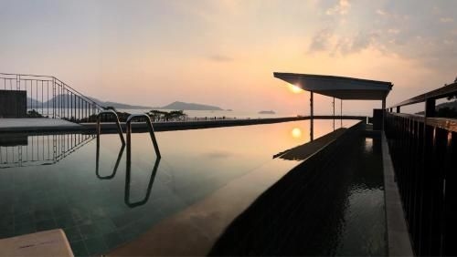 รสรินทร์ ซีวิว ป่าตอง (Rossarin Sea View Patong)4