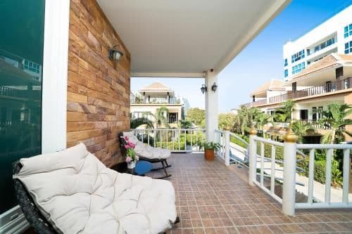 Villa - Beach Front