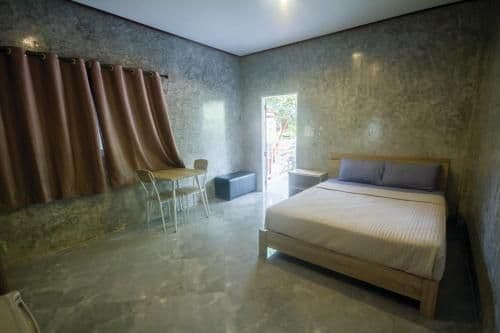 Queen Room with Balcony