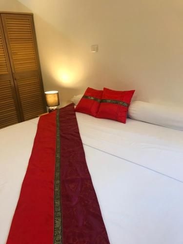 Rooms for rent Naiharn beach Rawaï (Rooms for rent Naiharn beach Rawai)1