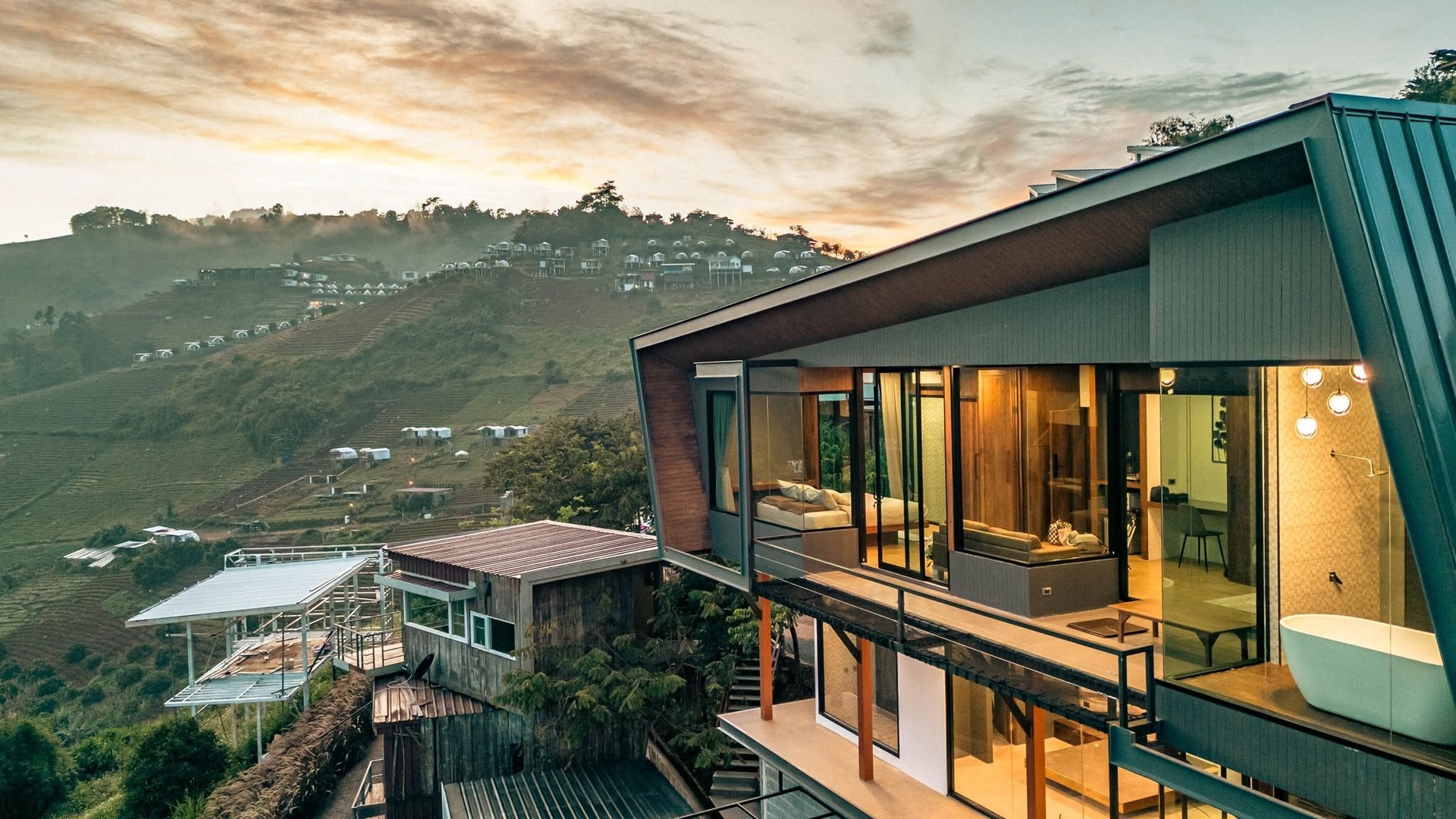 บ้านหว่าญ่า (Vaya House)0