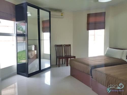 Seven-Bedroom Villa with Private Pool 231