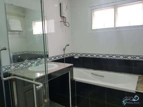 Six-Bedroom Villa with Private Pool 241