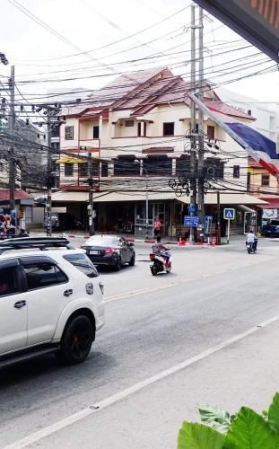 YOYO's Patong Hostel3