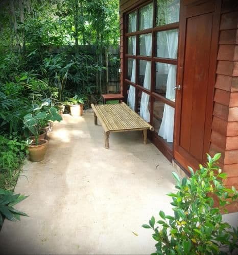Bungalow with Garden View
