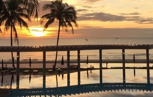 Spectacular Ocean View at Baan Sansaran0