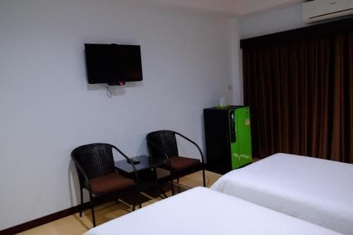 Standard Twin Room