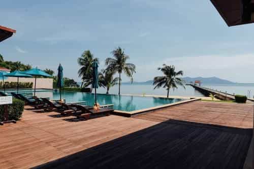 Tropical Beachside Villa - Infinity Pool Tropical Beachside Villa - Infinity Pool