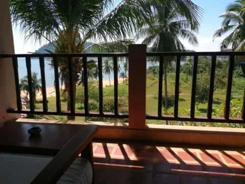 Luxury Seaside Retreat - Infinity Pool Luxury Seaside Retreat - Infinity Pool