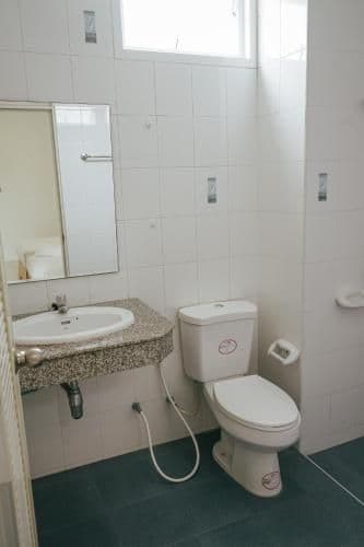 Twin Room with Private Bathroom