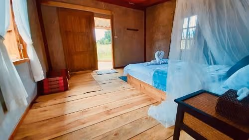 Queen Room with Garden View