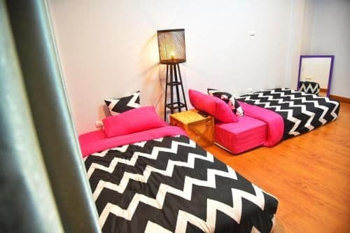 Standard Twin Room with Shared Bathroom
