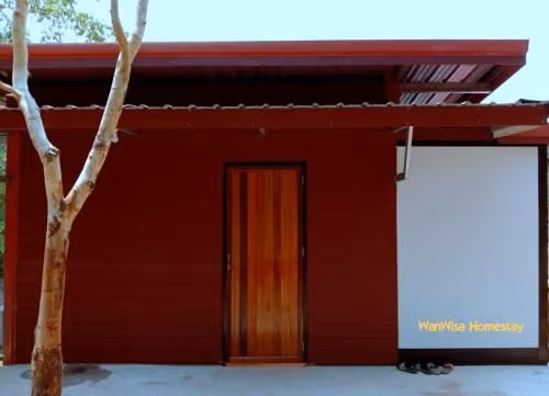 Bungalow - Water Front