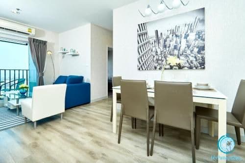 Two-Bedroom Apartment with Sea View