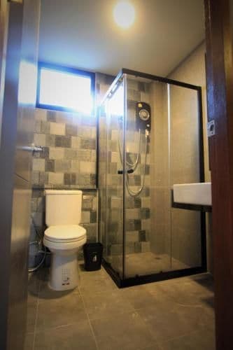 Standard Twin Room with Mountain View