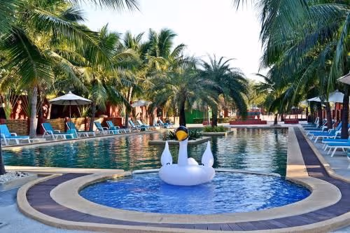 One-Bedroom Villa with Pool Access