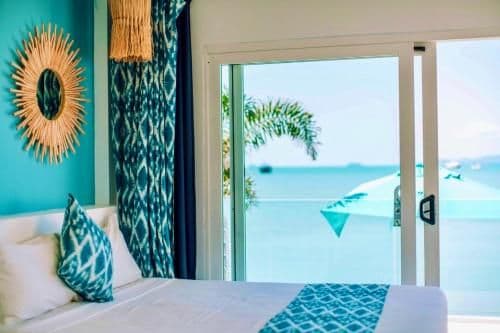 Villa - Beach Front