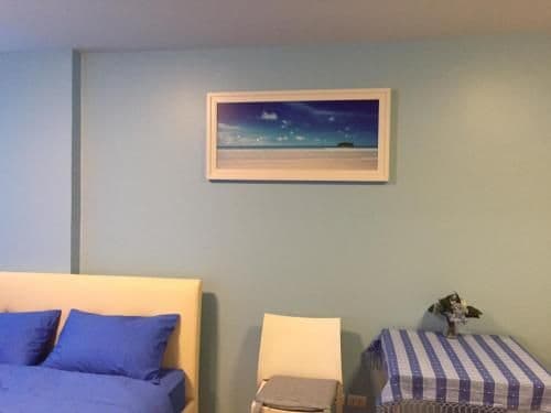 Apartment with Mountain View