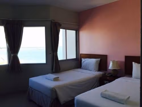 Standard Twin Room with Sea View