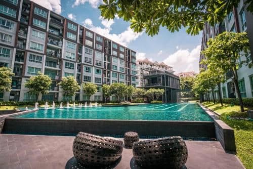2 Bedroom 2 Bathroom Pool view by AHA 2 Bedroom 2 Bathroom Pool view by AHA