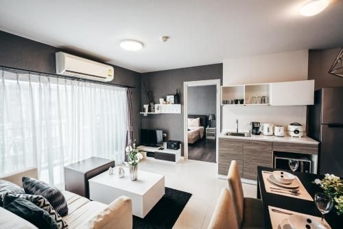 2 Bedroom 2 Bathroom Pool view by AHA3