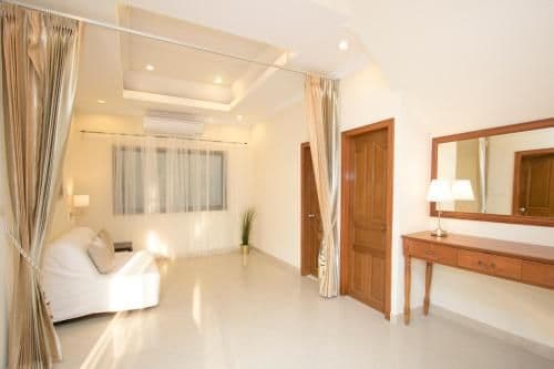 Five-Bedroom Villa with Spa Bath and Private Pool