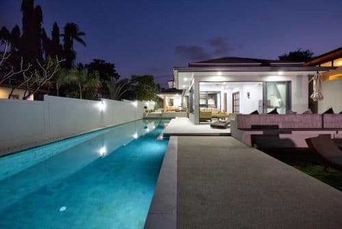 Villa - Beach Front