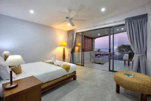 Villa - Beach Front