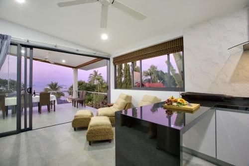 Villa - Beach Front