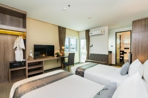 Deluxe Double or Twin Room