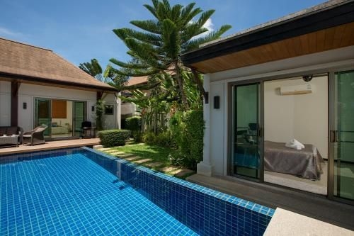 Villa Ambon by Tropiclook: Kokyang style Nai Harn beach (Villa Ambon by Tropiclook Kokyang style Nai Harn beach)0