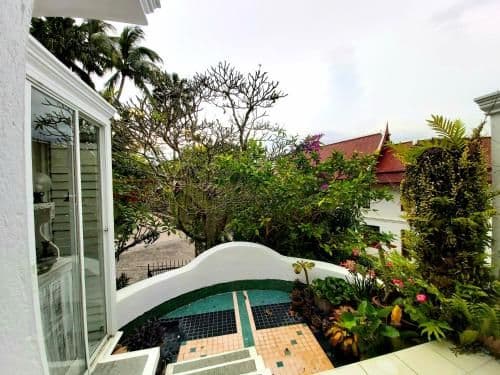 Villa with Sea View