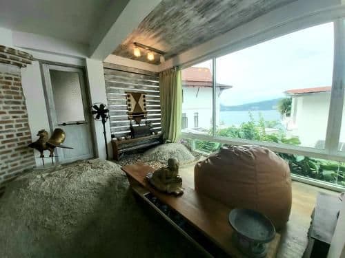 Villa with Sea View