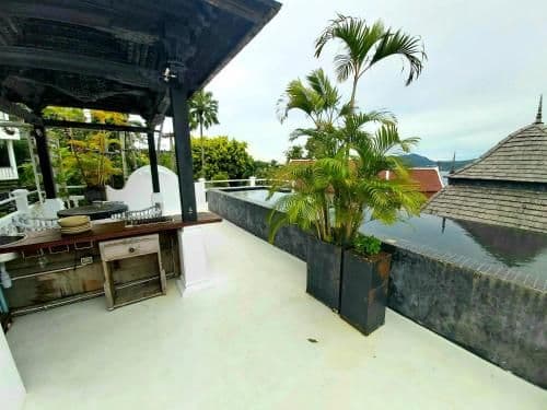 Villa with Sea View