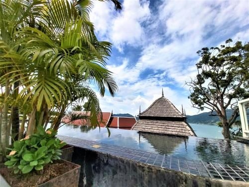 Sea Cave Villa2