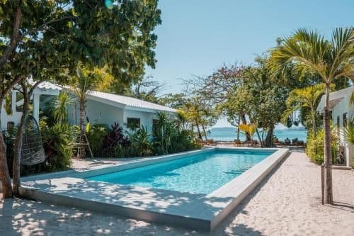 Bungalow with Garden View