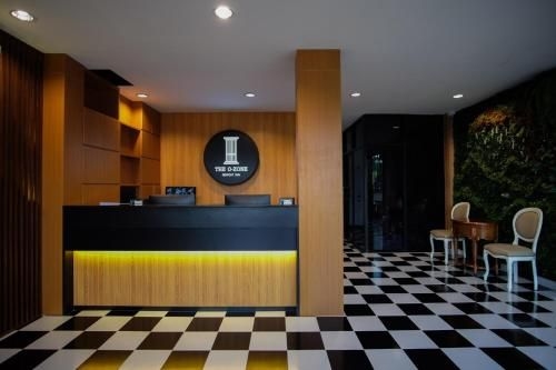 ดิ โอ-โซน แอร์พอร์ต อินน์ (The O-Zone Airport Inn)3