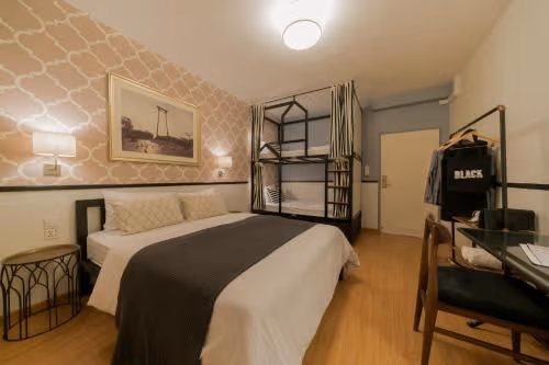 Deluxe Family Room